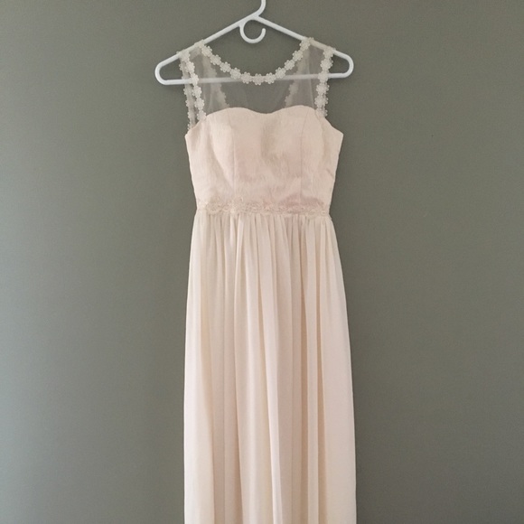 Dresses & Skirts - Cream Lace Prom Dress with Mesh